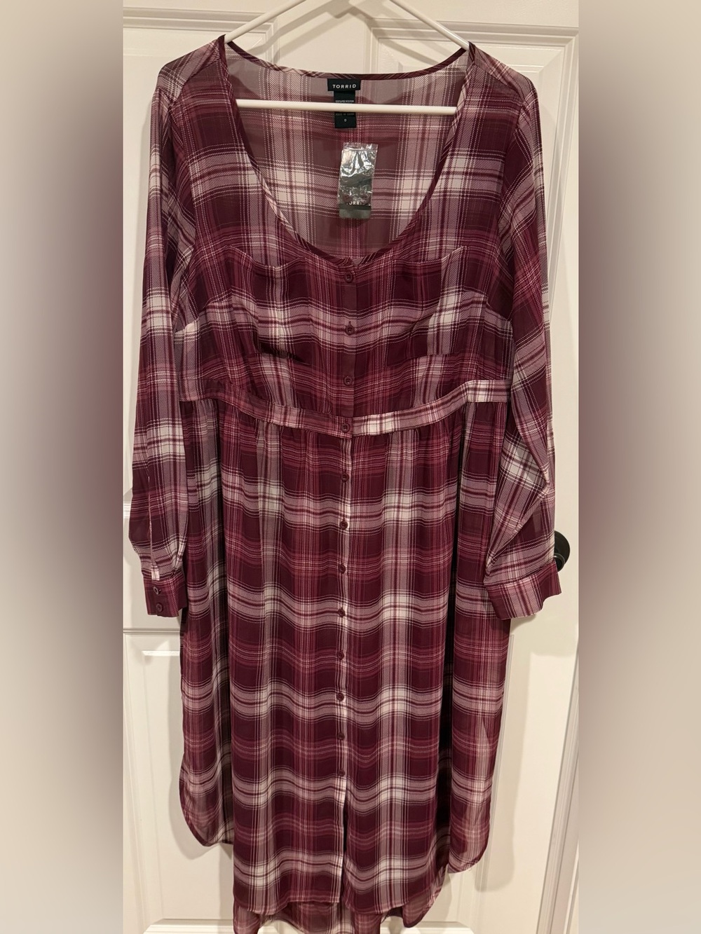 NWT Torrid Size 0 Maroon Plaid LS Chiffon Button Front Maxi Dress